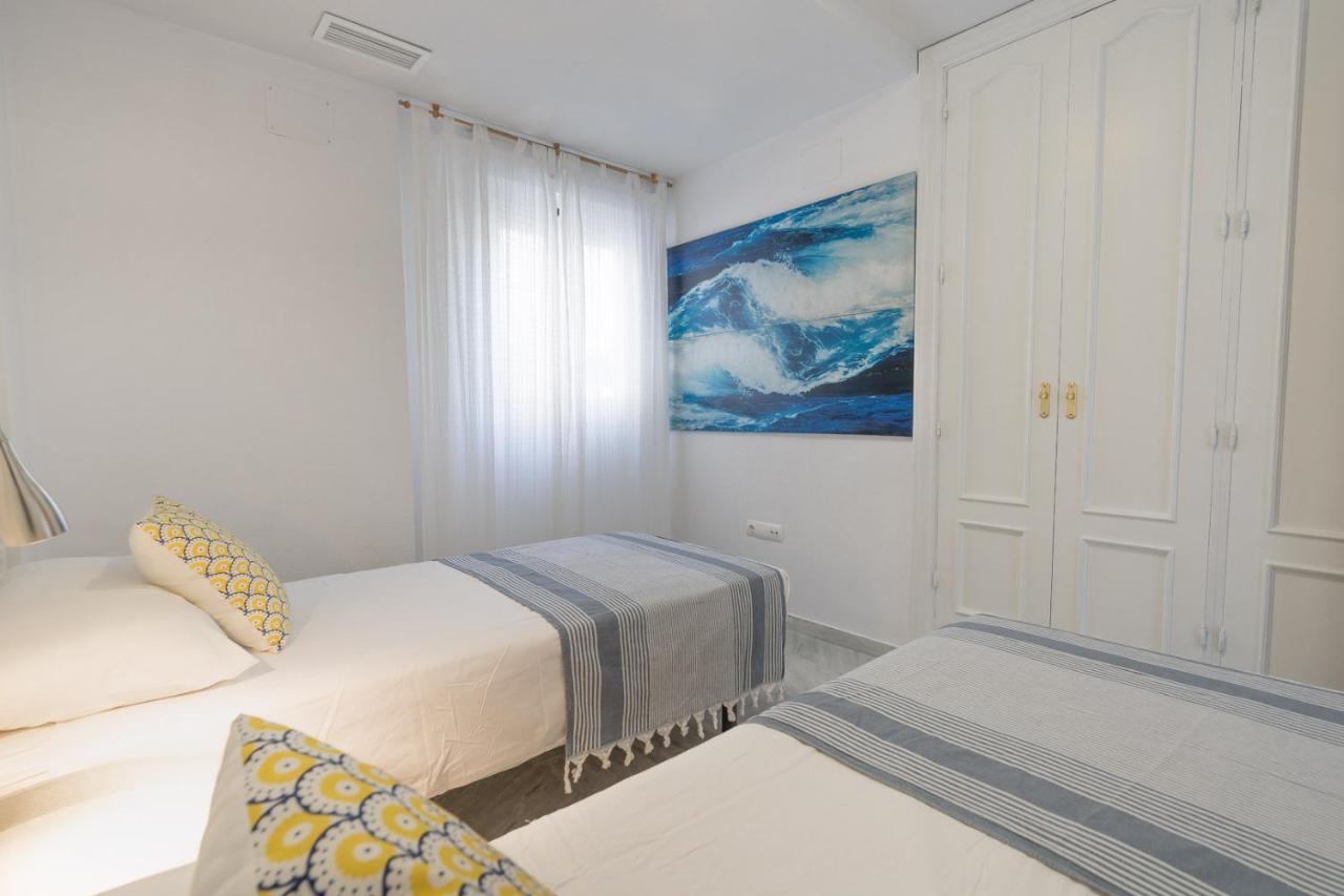 Coral Paradise Apartment With Swimming Pool ลาเอร์ราดูรา ภายนอก รูปภาพ