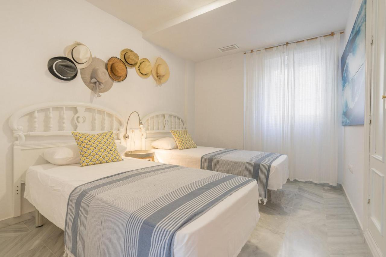 Coral Paradise Apartment With Swimming Pool ลาเอร์ราดูรา ภายนอก รูปภาพ